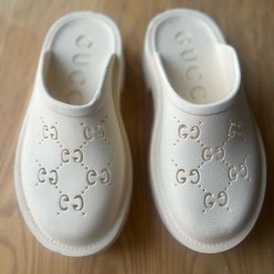 GUCCI PLATFORM WHITE RUBBER SHOES